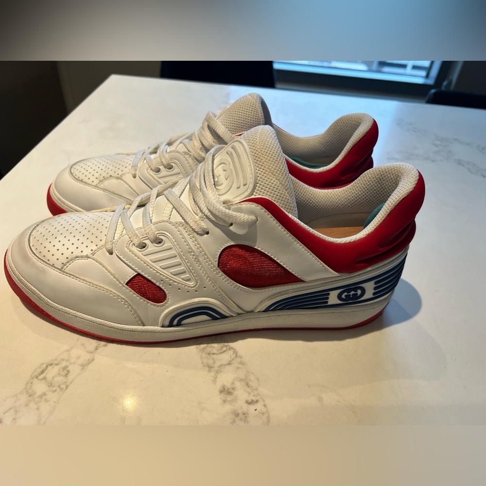 Gucci Sneakers.  US 13